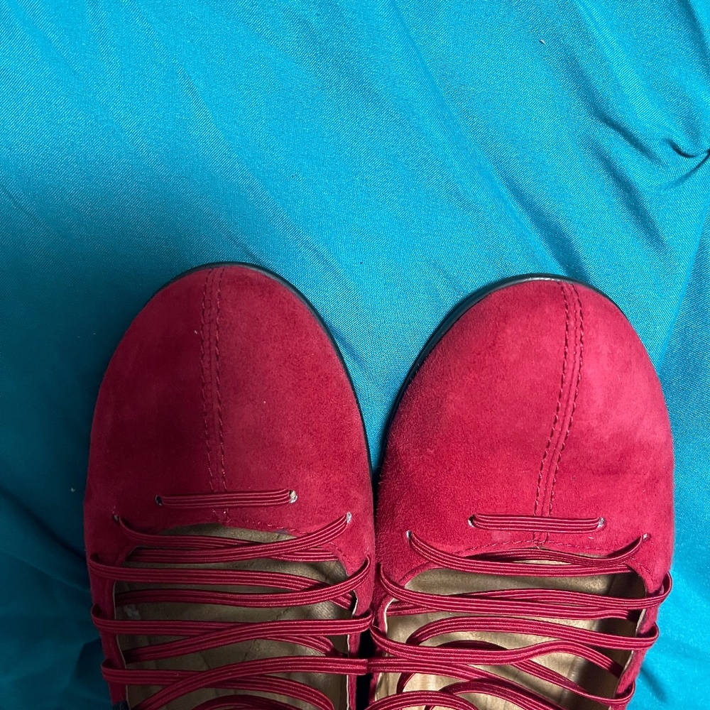 red suede strappy Comfortiva flats 7.5
